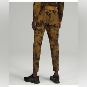 Lululemon Textured Tech Pant